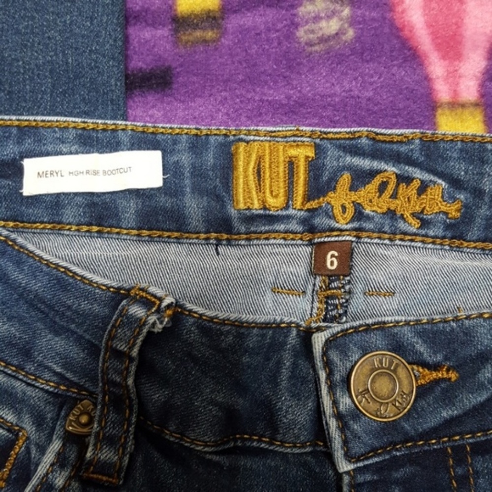 Kut from the Kloth Meryl high rise bootcut jeans - Picture 4 of 5